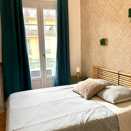 Quarto em Acomodações Particulares Les De Cedric Iconic Tram Gare Pour Personnes Calmes *